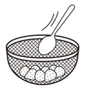 いちごを網やザルでつぶしながらこしてピューレ状にし、あら熱のとれた(5)に入れ、混ぜ合わせます。