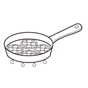 餃子の皮に焼き色がついたら1/4にカットしたマシュマロをのせ、マシュマロのまわりが溶け始めたらお皿に盛り付けます。
