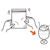 冷凍庫から取り出し、お好みの固さになるまで解凍し軽く手で揉みます。<br />
器やグラスに移して、お好みでトッピングをしてお召し上がください。